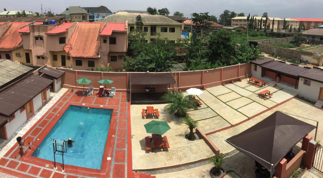 Royal Kaft Hotel Ikorodu エクステリア 写真